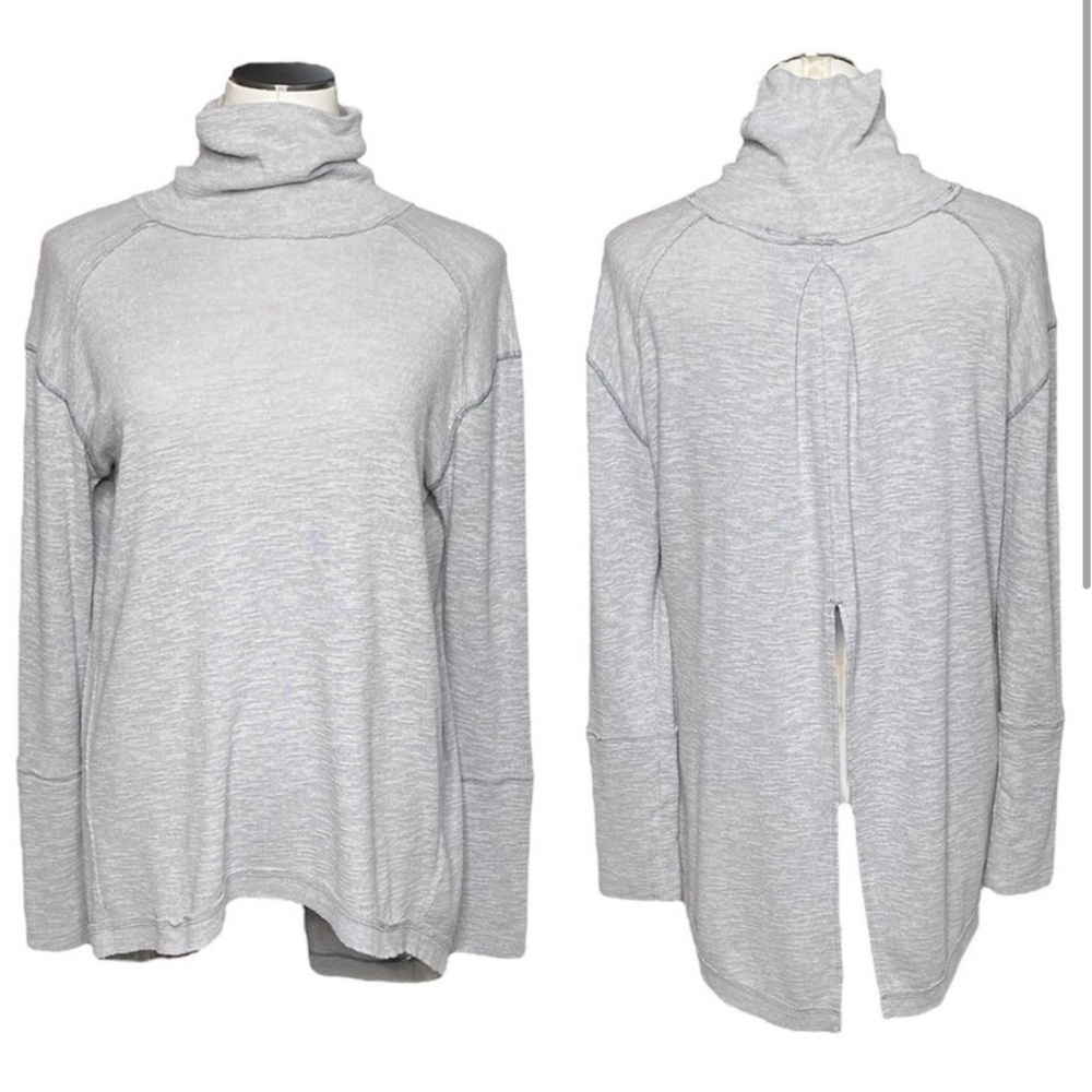 Free people grey turtleneck long sleeve sweater